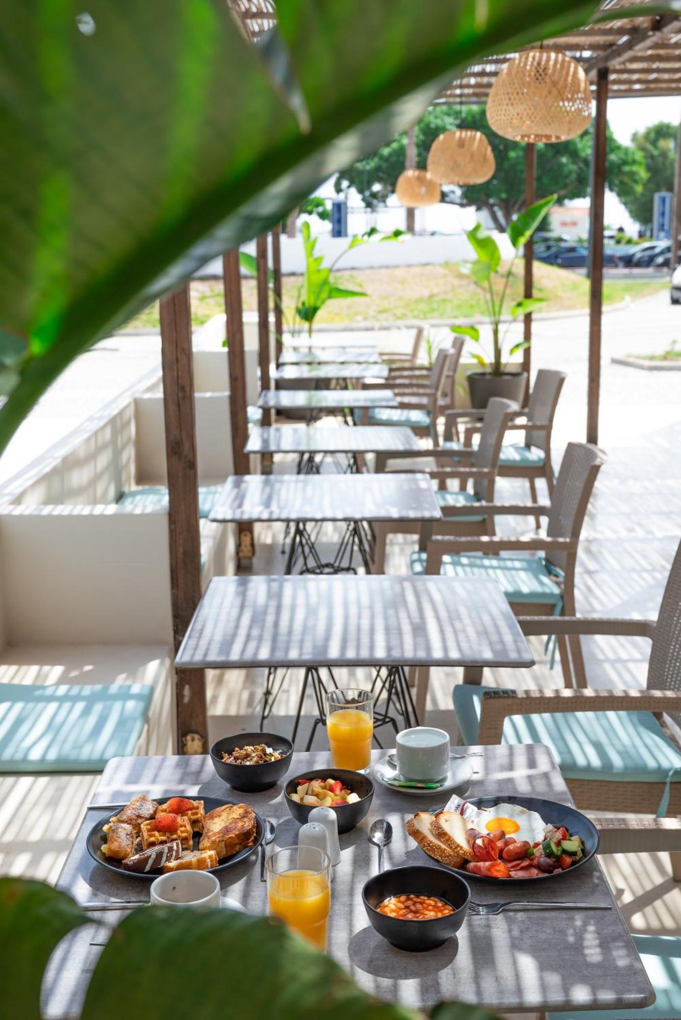 Atma Beach Rooms & Suites Faliráki Kültér fotó