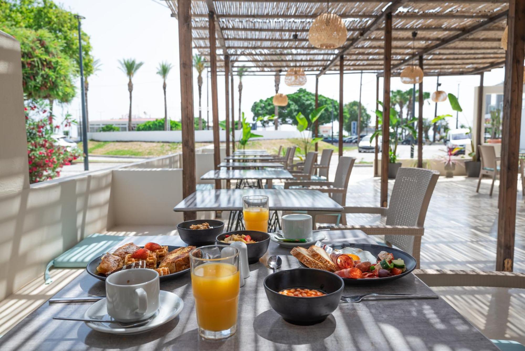 Atma Beach Rooms & Suites Faliráki Kültér fotó
